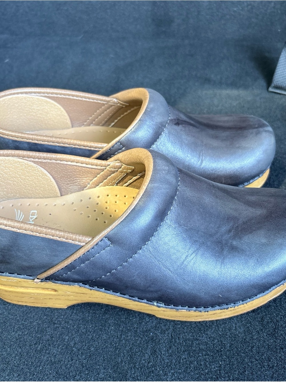 Dansko Black Leather Clog with Brown Trim eu sz 38
